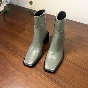 Zara square toe block heel boots olive/khaki sz 9